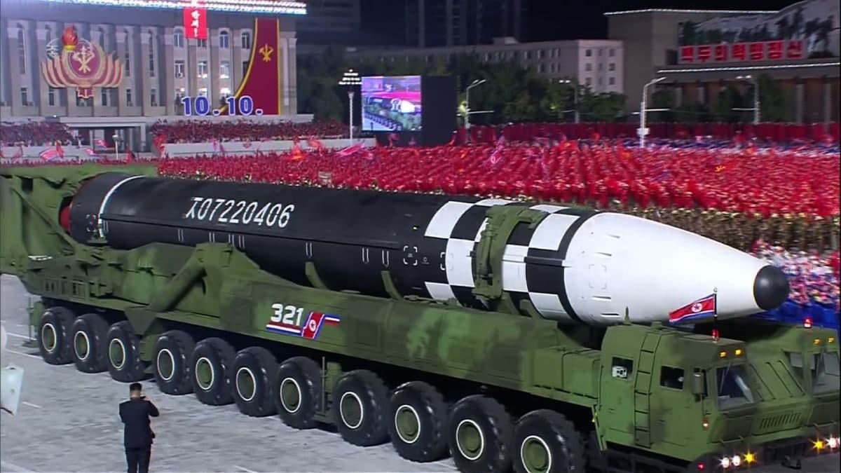 شکست تعلیق برنامه هسته‌ای کره شمالی با پرتاب موشک بالستیک