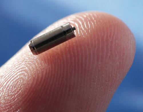 کوچکترین باتری جهان به اندازه یک دانه گرد و غبار کوچک است