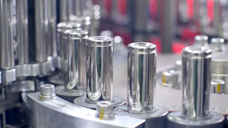 پاناسونیک بزرگترین کارخانه تولید باتری خودروهای برقی جهان را می‌سازد