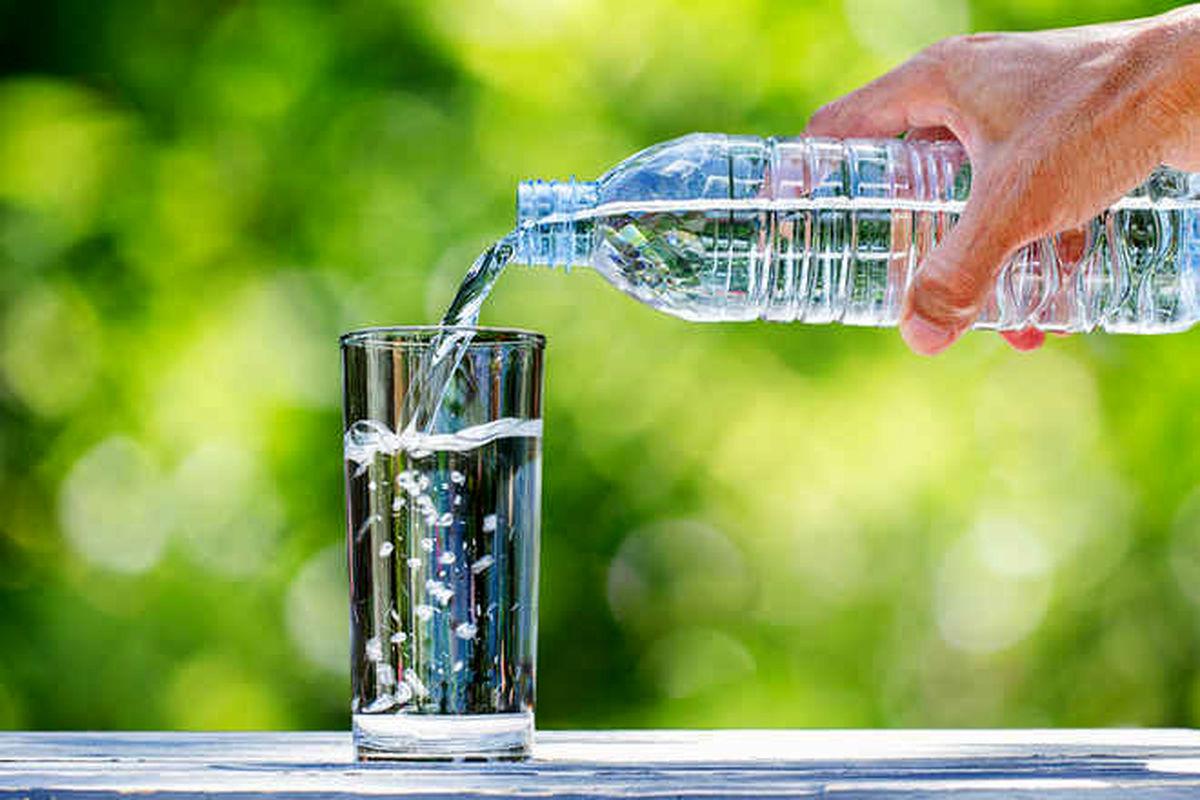 بدن انسان در طول روز به چقدر آب نیاز دارد؟