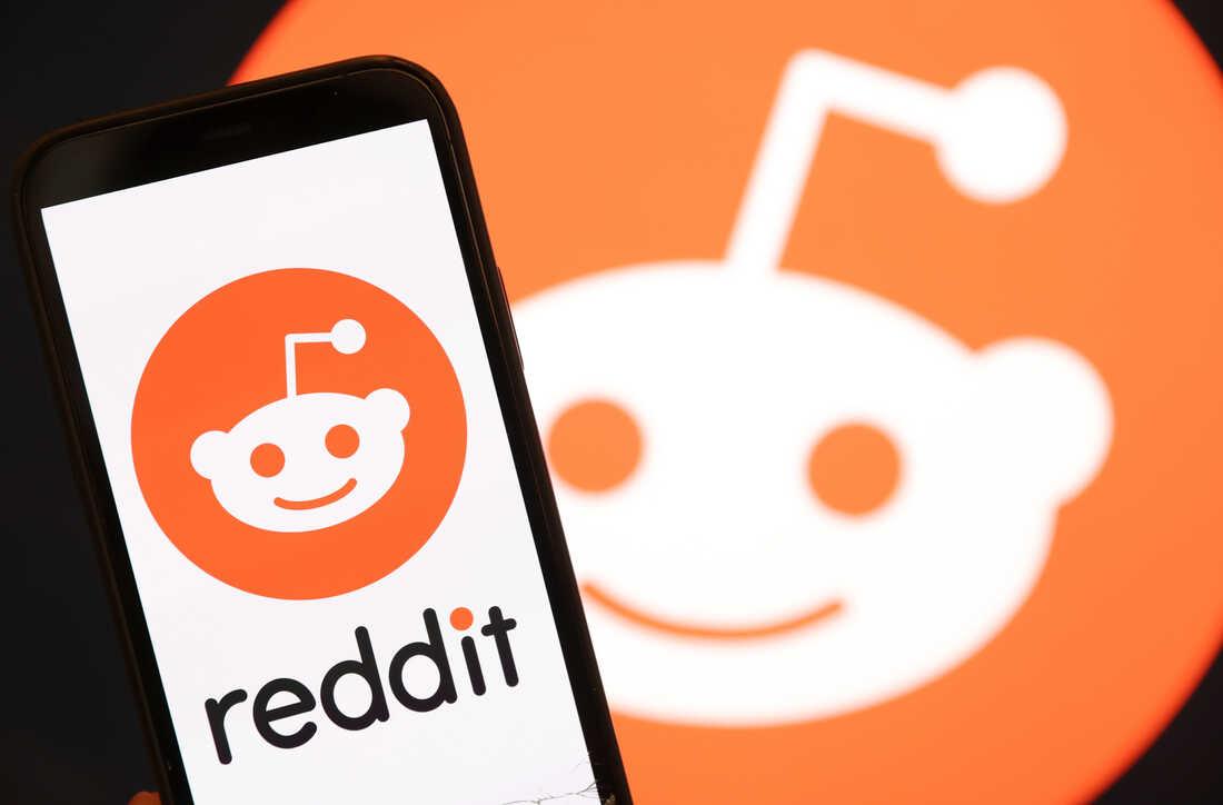 اعتراض ساب‌ردیت‌ها در مقابل سیاست جدید ردیت