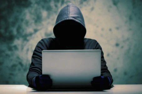 درخواست آمریکا از اف بی ای برای دستگیری هکر روسی