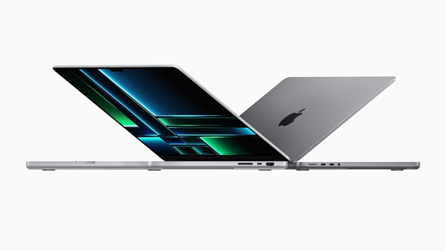 تا 3 سال آینده نباید منتظر صفحه نمایشگر OLED در مک بوک پرو باشیم